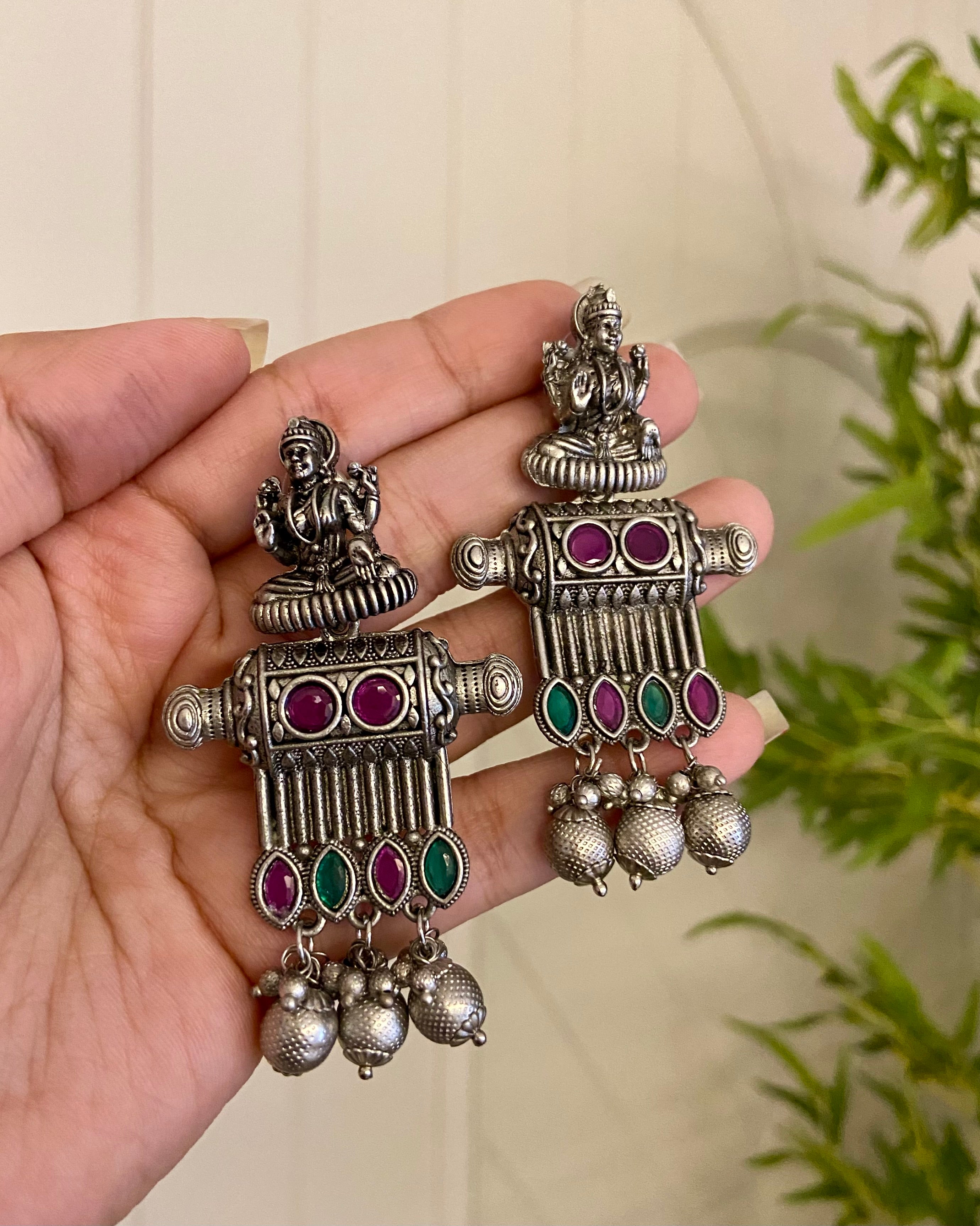 Zaniya Red & Green Mix Statement Silver Earrings