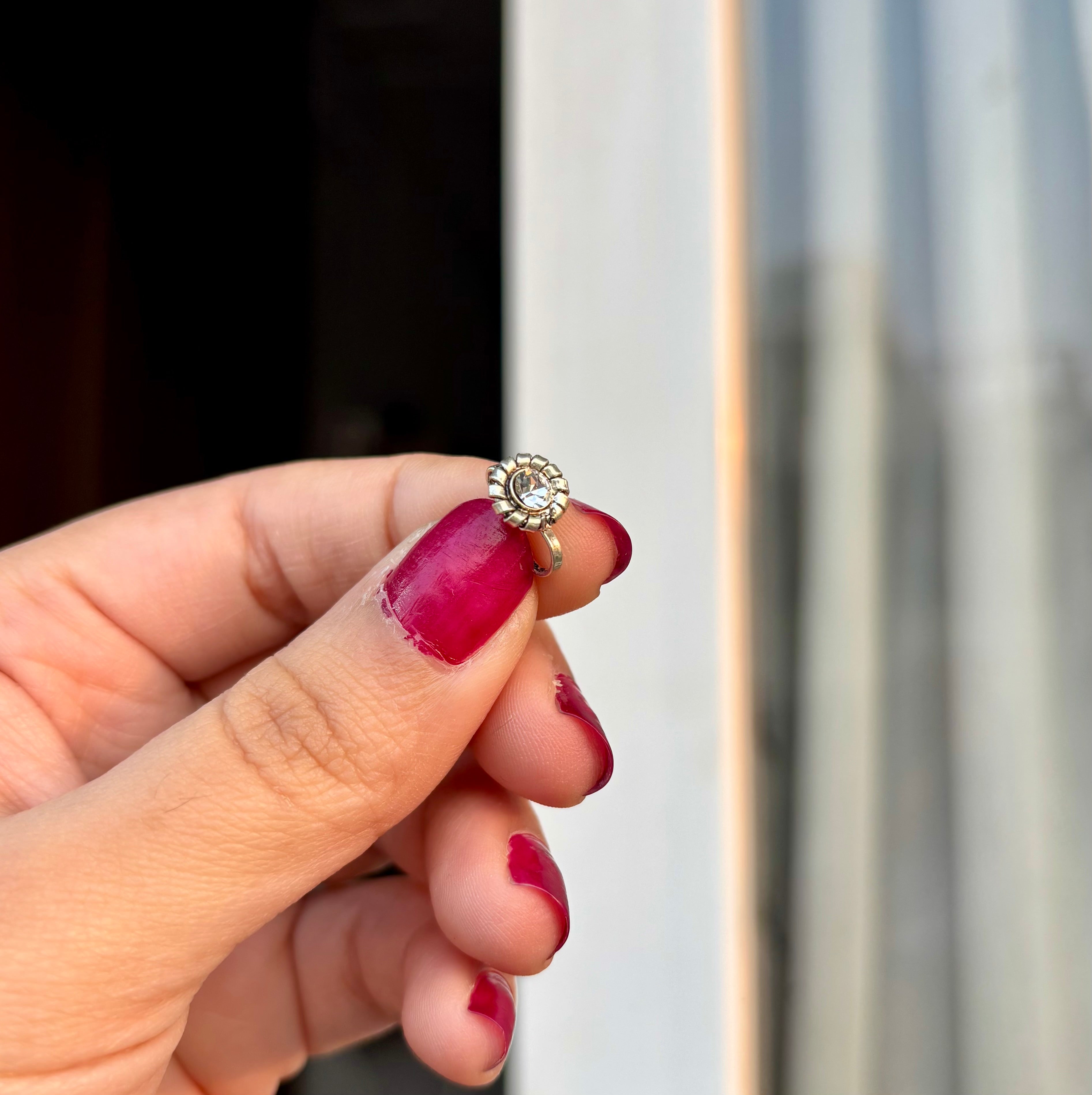 German Silver Round Stone Presson Nose Pin