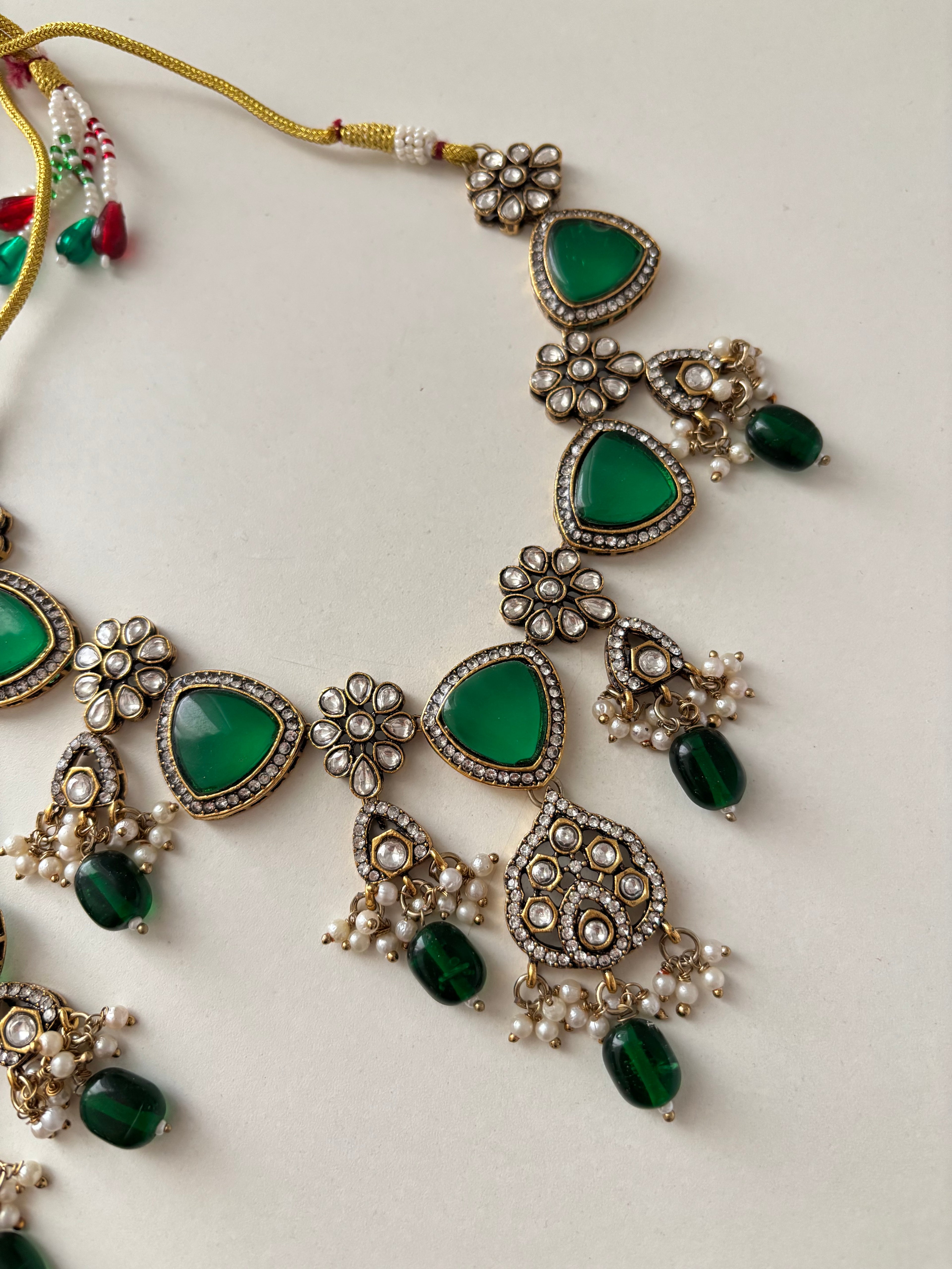 Shishuka Moissanite Necklace With Earrings (Emerald)