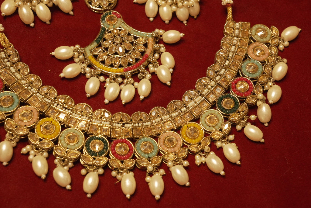 Multi Necklace With Mang Tikka & Long Earrings