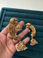Peacock Brass Earcuff With Pearls Touch