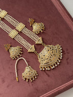 Punjabi Style Long Jadau Haar With Mang Tikka & Earrings Design-1