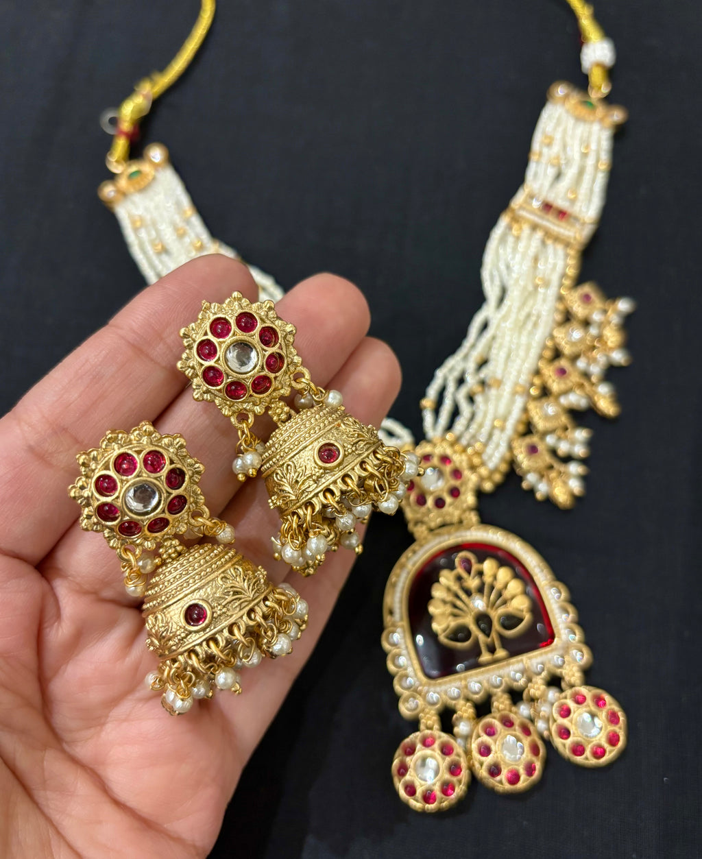 High Quality Designer Heritage Classy Necklace With Jhumkas ( Maroon )