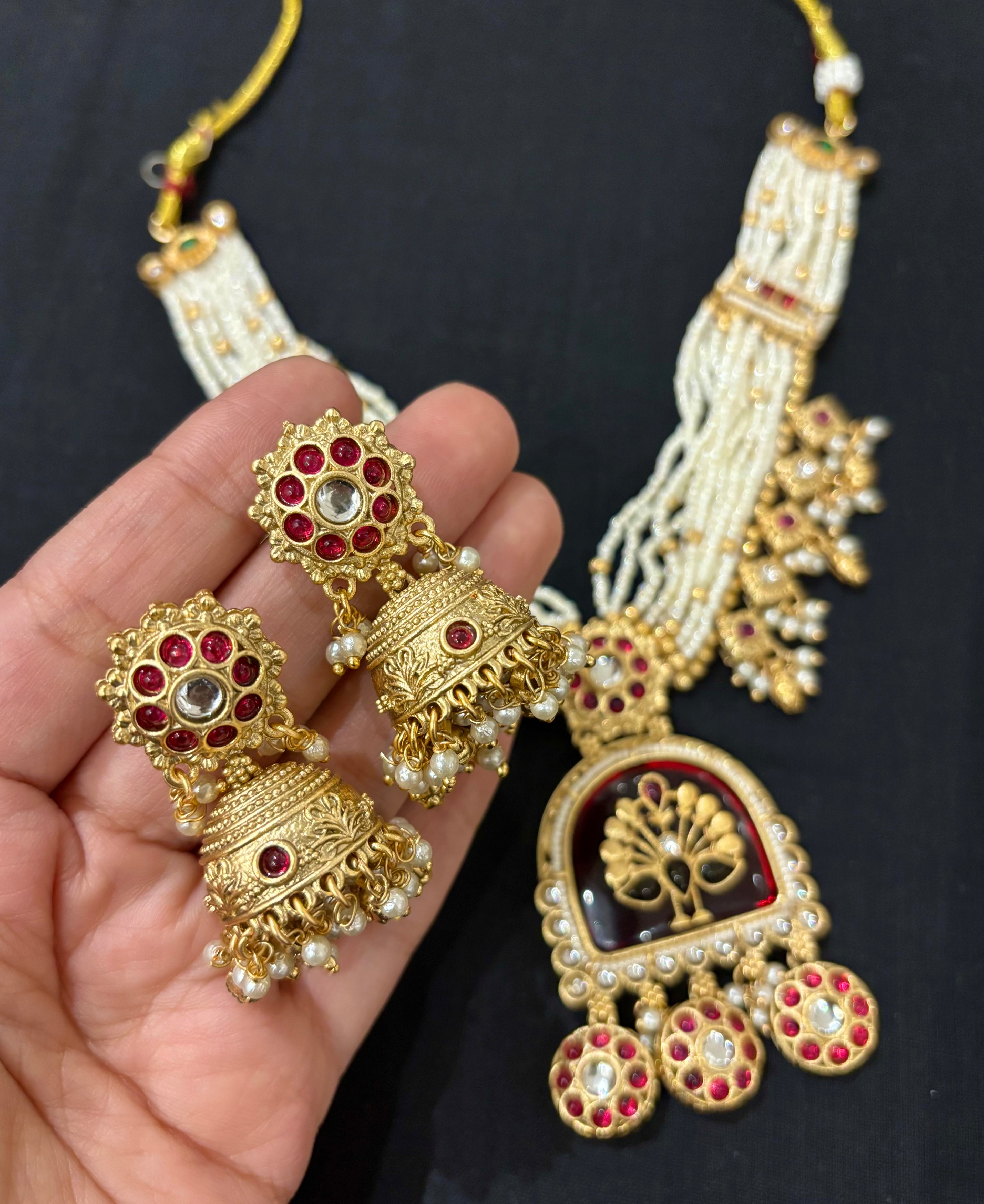 High Quality Designer Heritage Classy Necklace With Jhumkas ( Maroon )