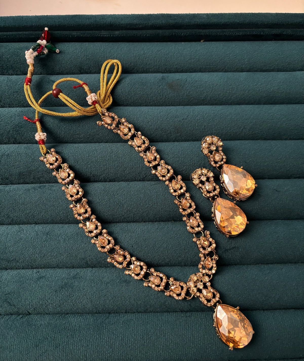 Champagne Necklace With Drop Earrings