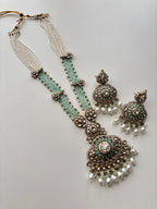 Sakshi Long Haar With Earrings (Sage Green)