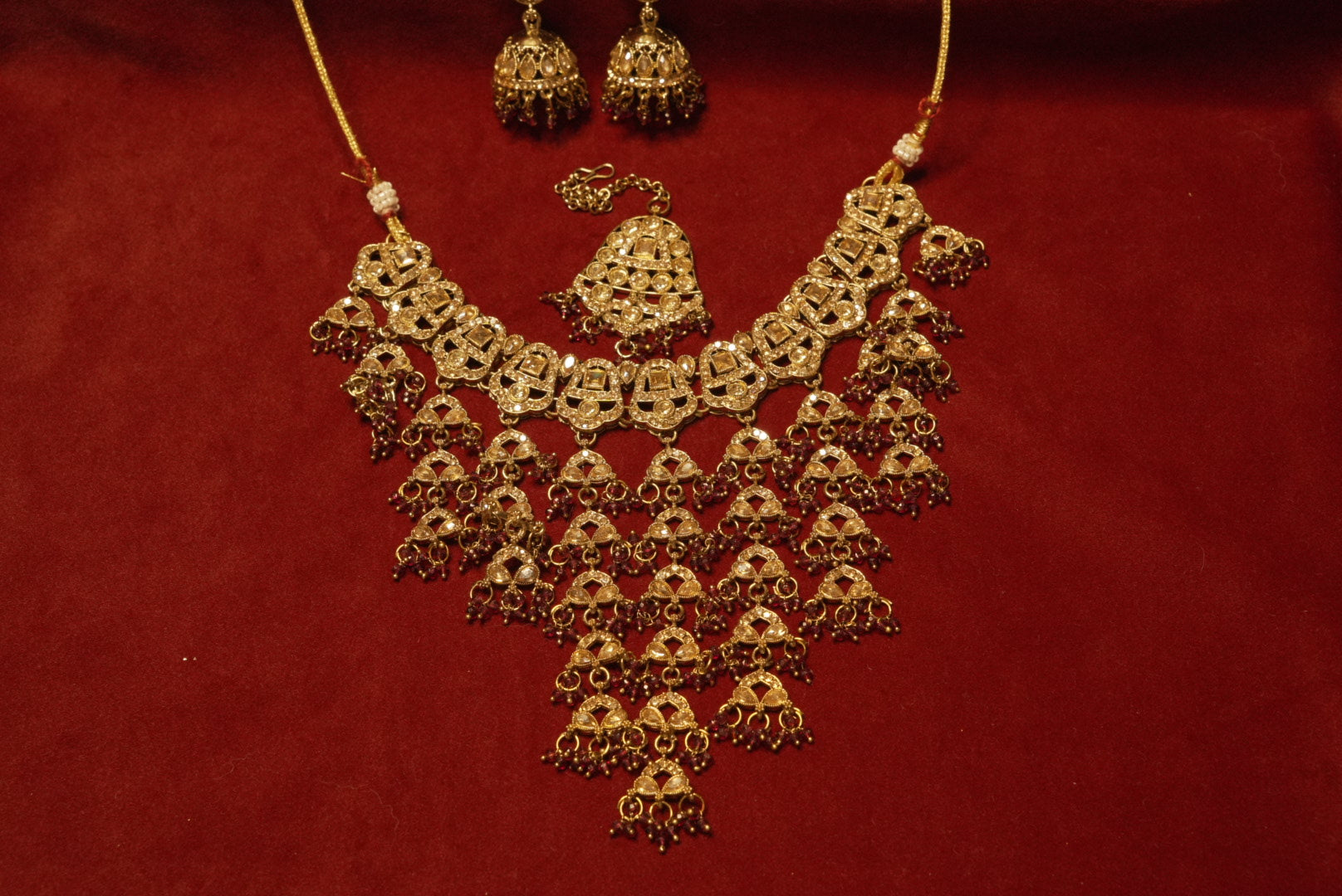 The Wine Layer Pakistani Style Necklace With Mang Tikka & Jhumkas