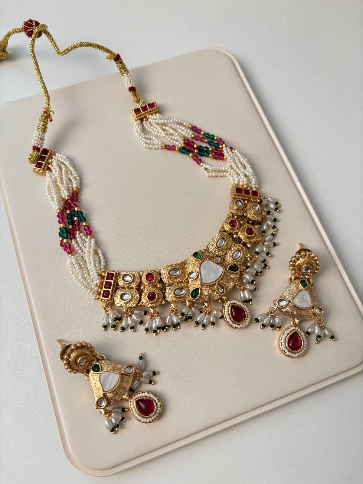 Premium Gold Look Like Necklace With Earrings