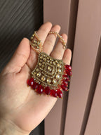 High Quality Designer Oversized Mang Tikka With Earrings ( Maroon )