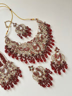 Roshnara Turkish Necklace With Mang Tikka & Earrings Passa (Maroon)