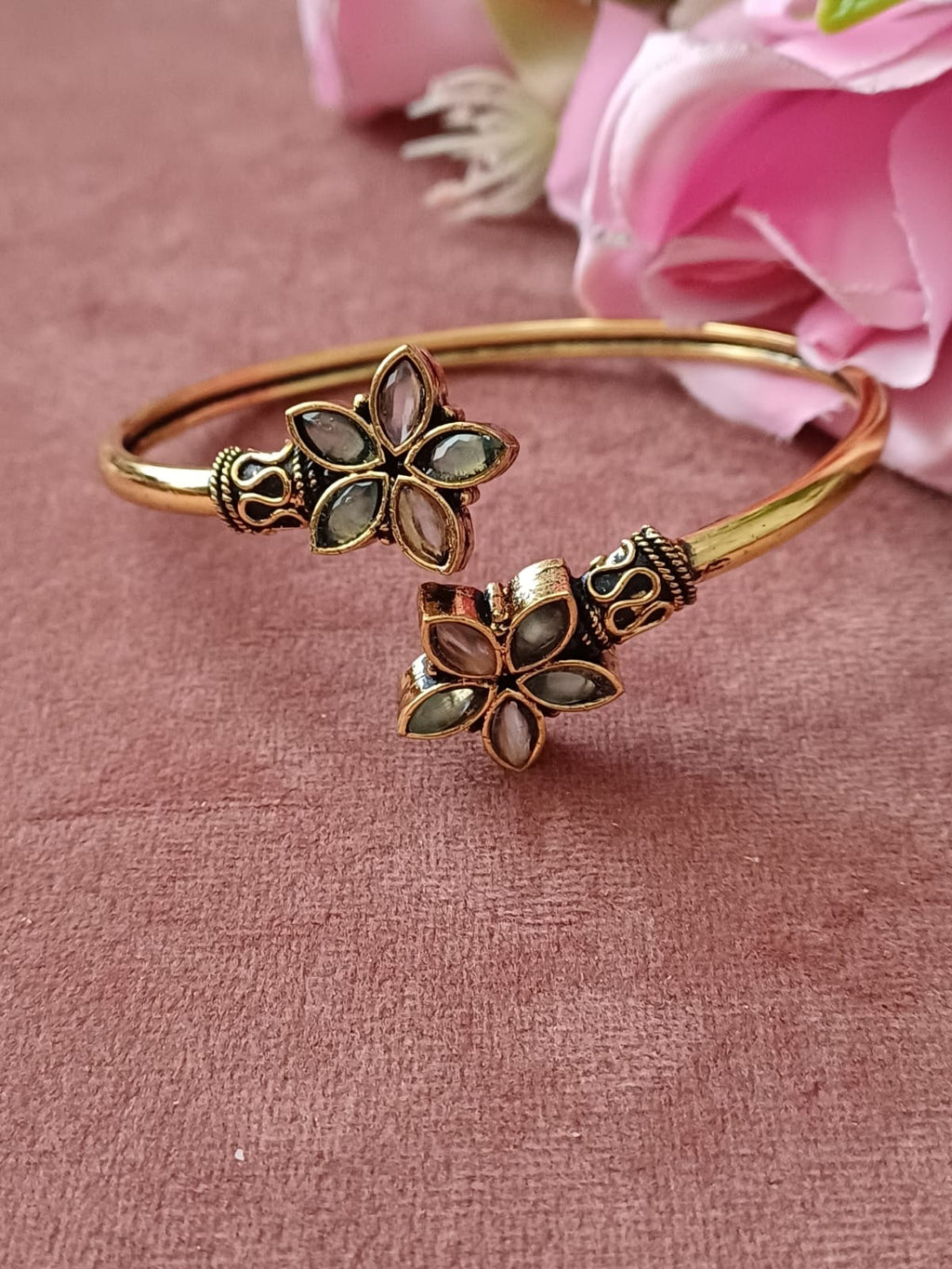 Flower Oxidised Openable Bracelet