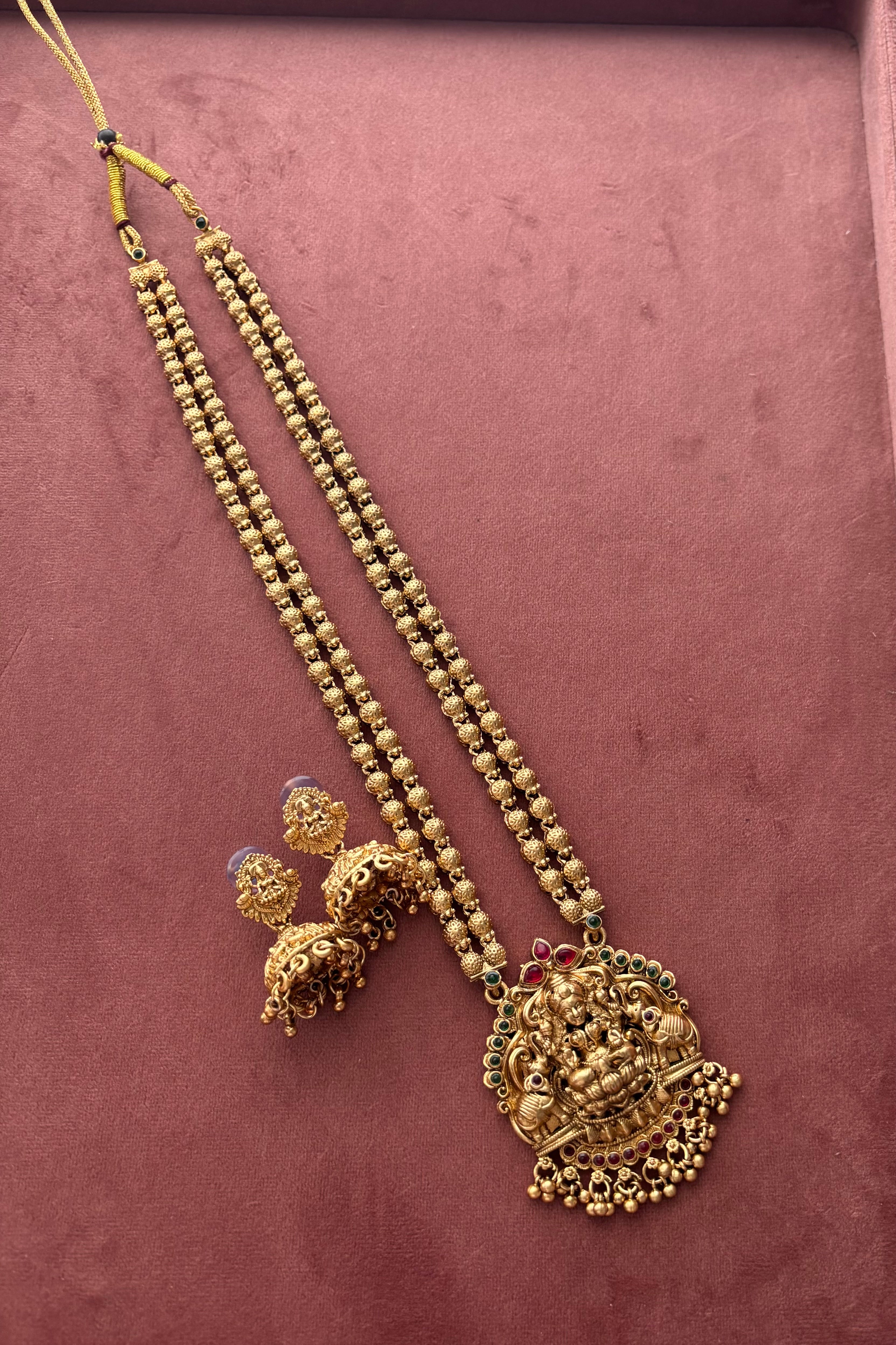 Temple Jewellery Long Haar With Jhumkas