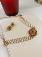Flower Choker Set In Pearls Touch With Stud