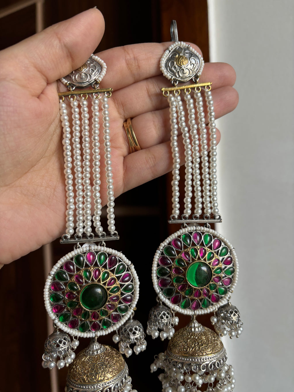Gurpreet Dual Tone Jhumke With Sahara (Ruby/Green)