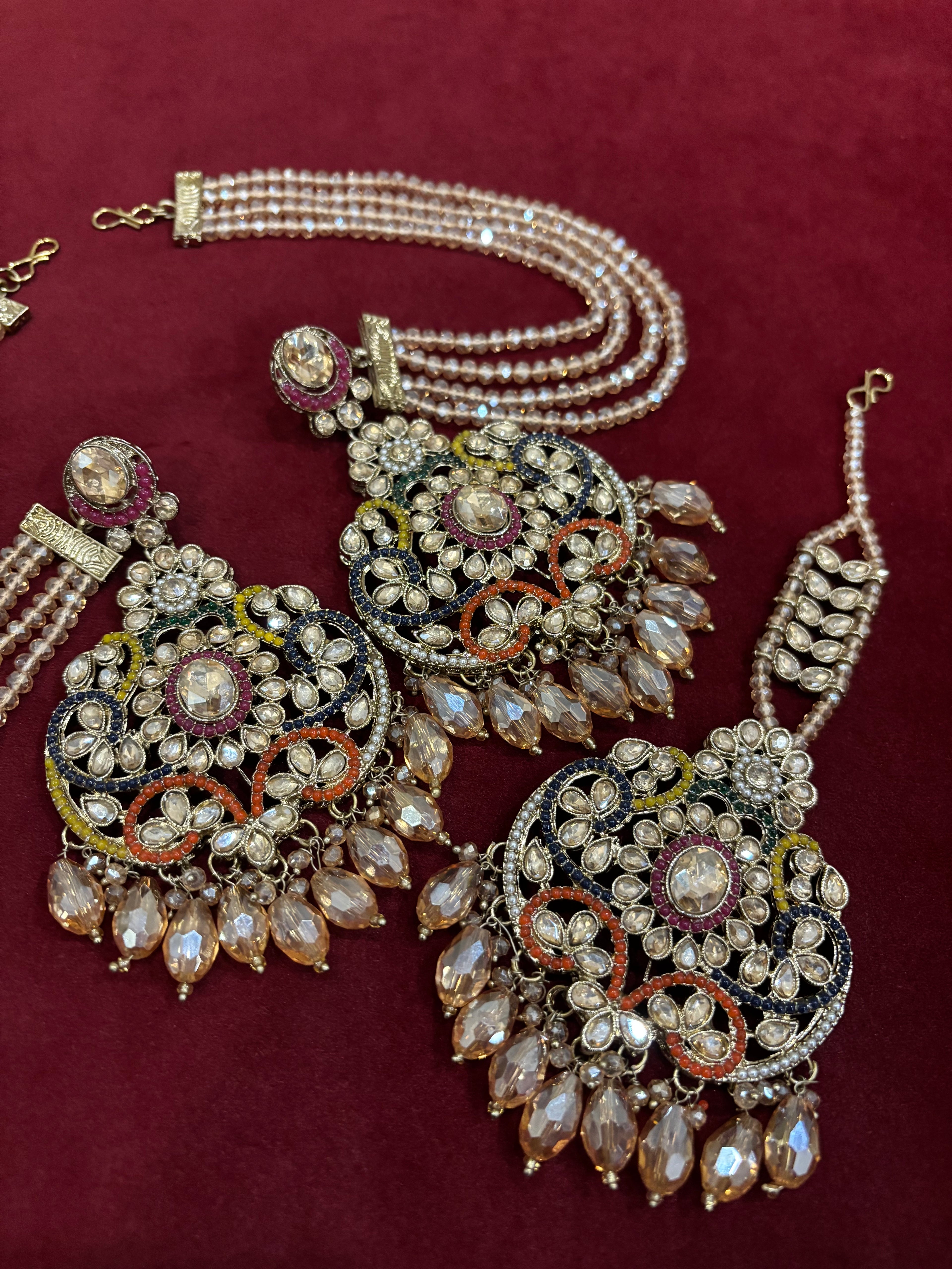 Rano High Quality Designer Pakistani Style Oversized Mang Tikka With Earrings & Side Layer Earchain ( Multi )