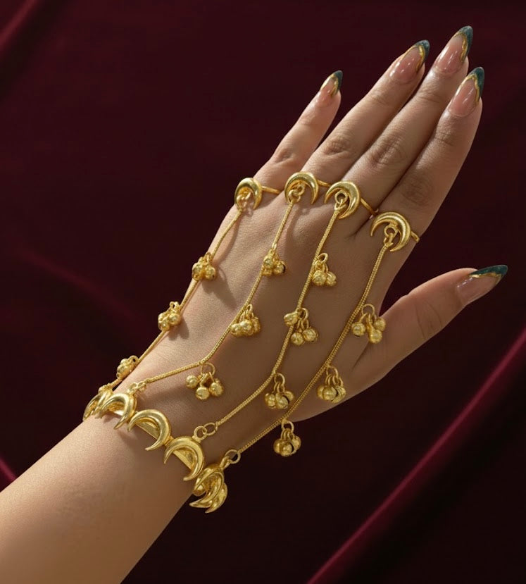 Chand Hathphool Back Plain Adjustable Bracelet & Adjustable Rings (Single Piece)