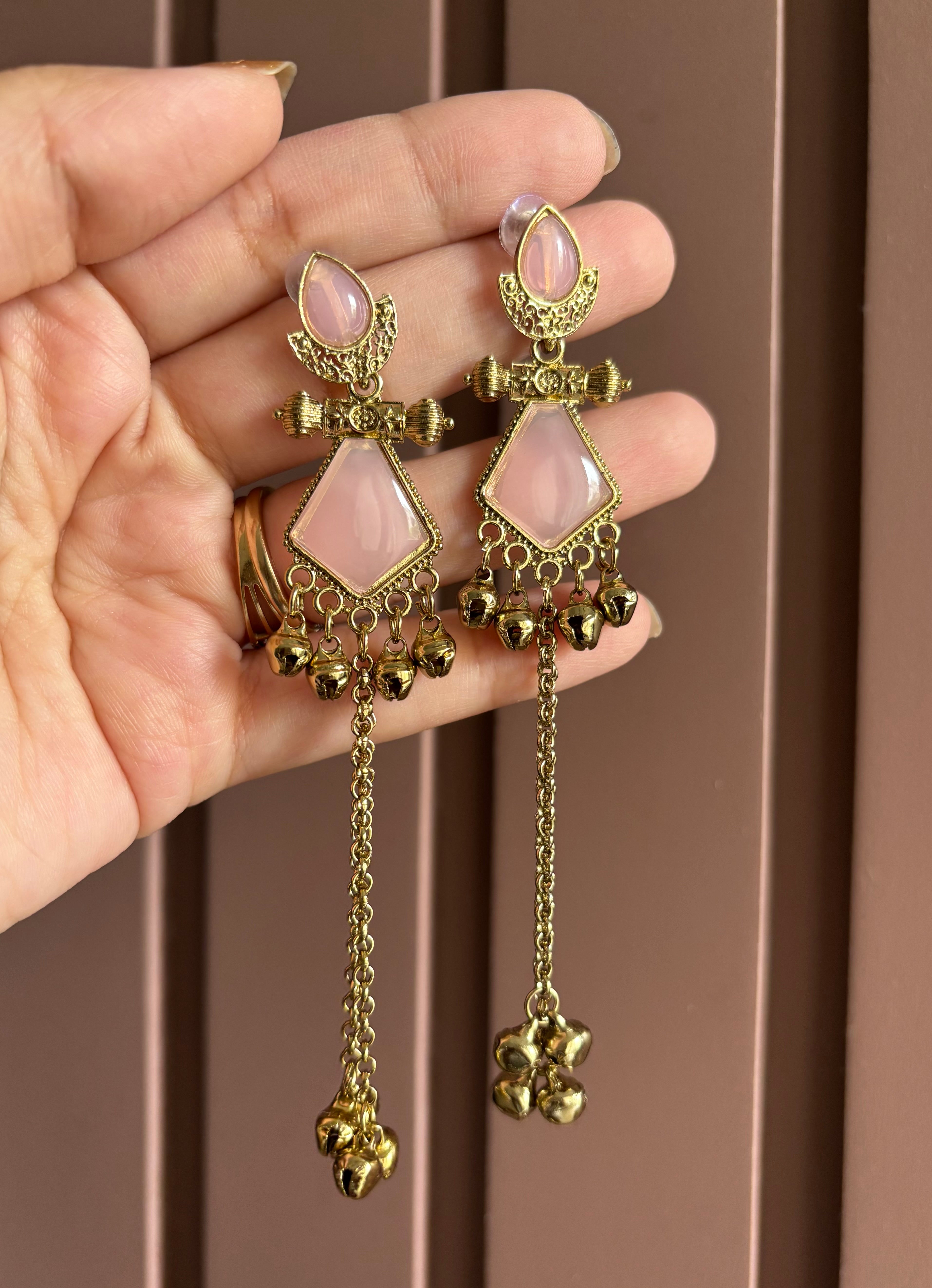 Manni Ghungroo Earrings (Baby Pink)
