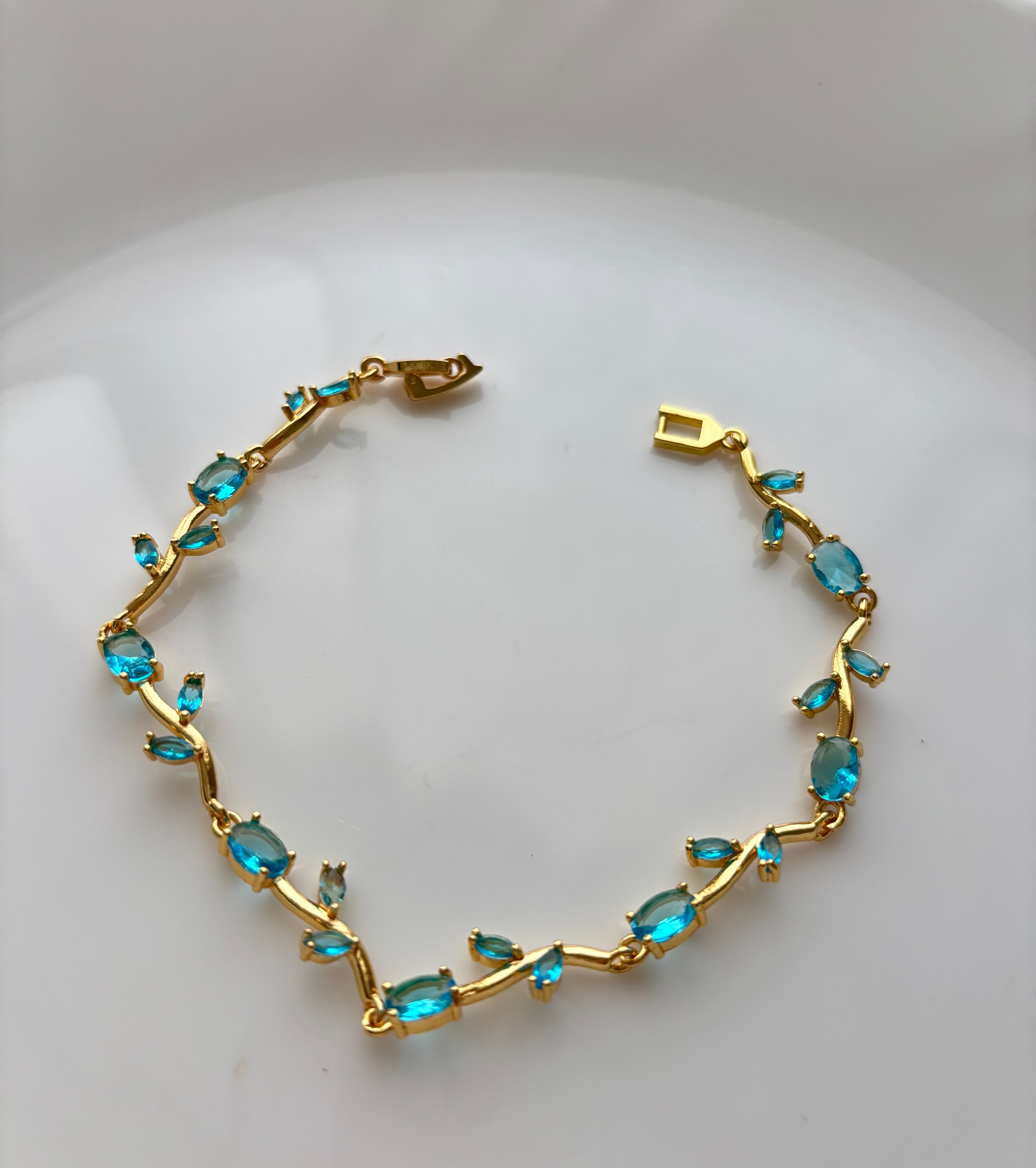 Aqua Tulip Bracelet